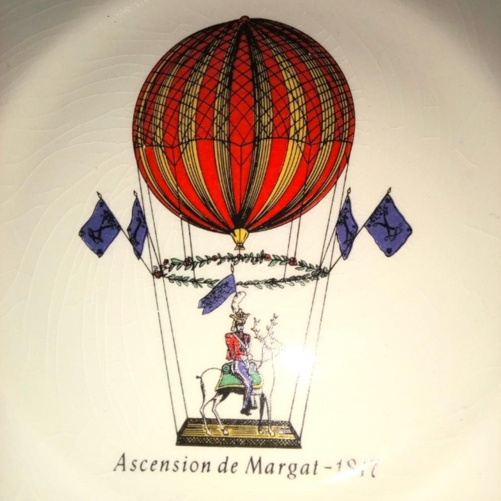 Longchamp French Hot Air Balloon Dessert Plates Set Of 4 with Red Rim - Picture 7 of 14